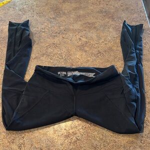 Victoria Sport size small workout leggings